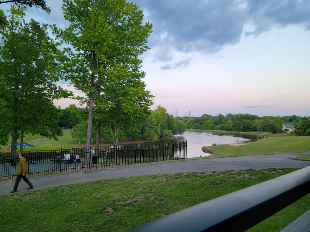 Highland Creek Restaurant Photo 3